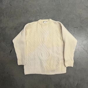 Vintage 90s‎ cable knit sweater